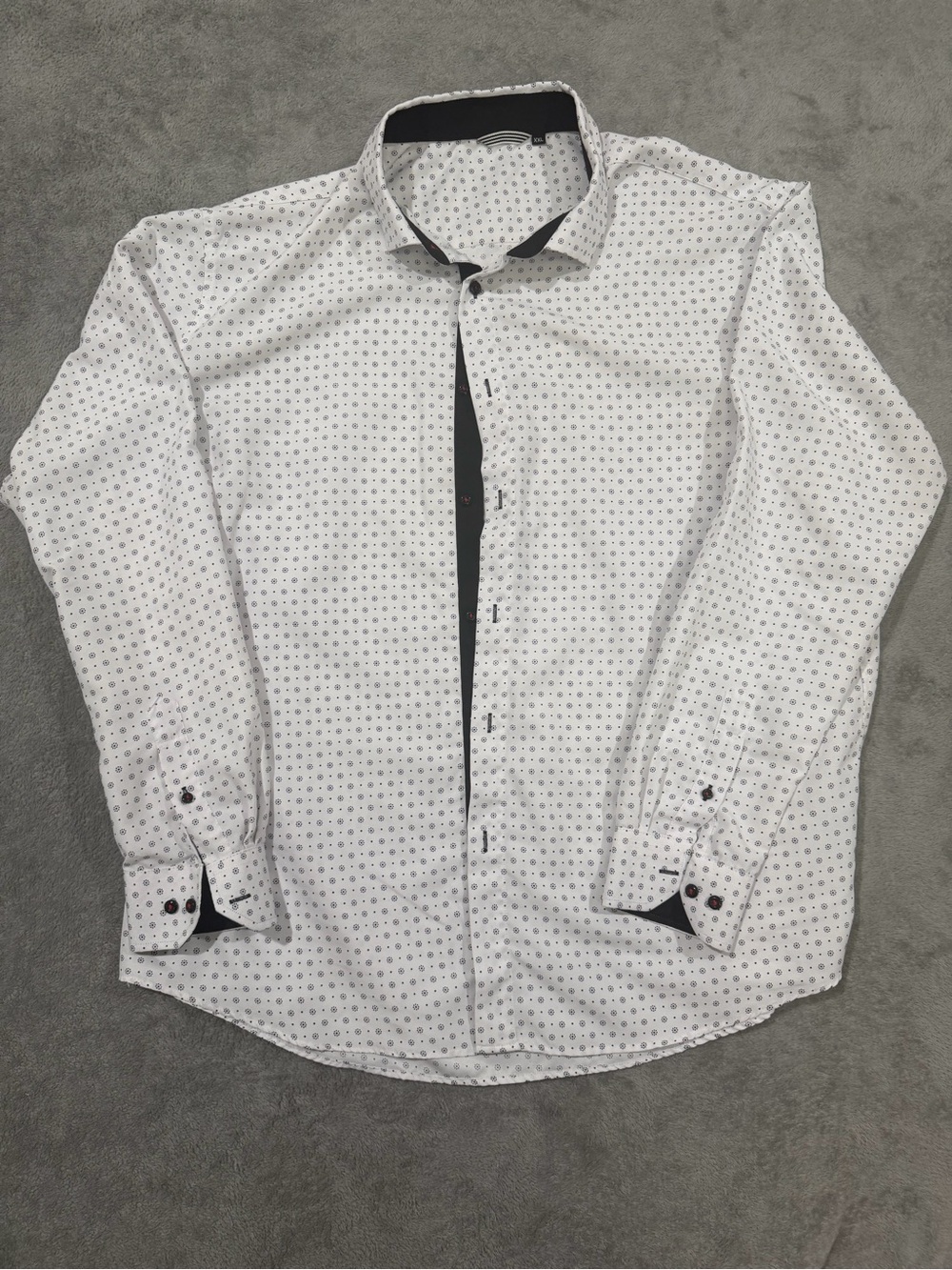 Men’s XXL White Black Geometric Print Long Sleeve Button Down Dress Shirt